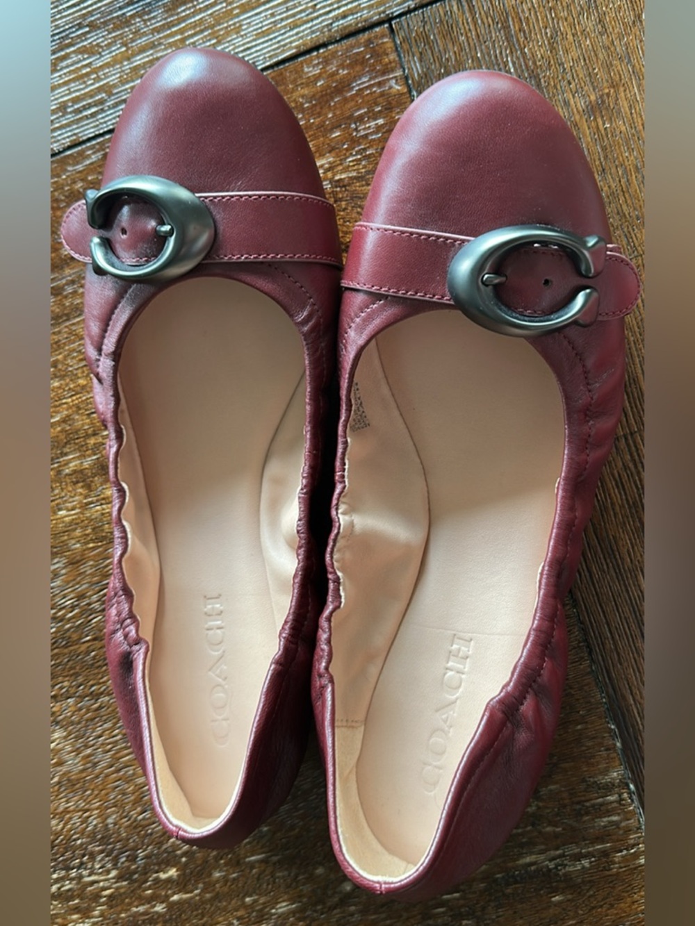 NEW Coach Womens Maroon Leather Ballet Flats with Signature Hardware - Picture 2 of 4